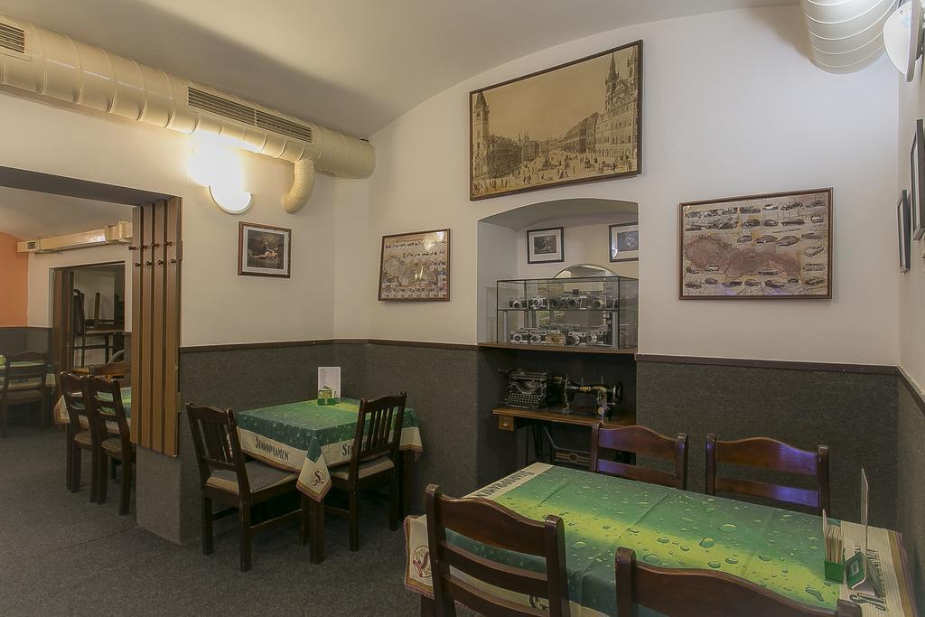Hotel U Sladku Praha Bagian luar foto