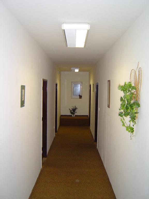 Hotel U Sladku Praha Bagian luar foto