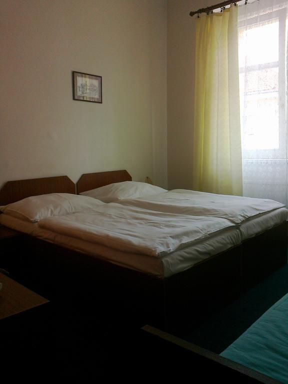 Hotel U Sladku Praha Ruang foto